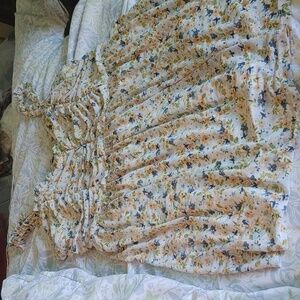 Torrid Floral Print Tank Top - White and Blue